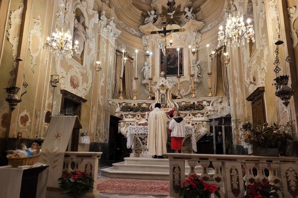 torre_paponi_messa_natale1022EE4F-71FC-EA4C-5B19-5BE56FC96B4B.jpg