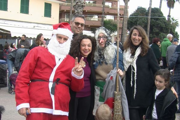befana_2023_e_babbo_nataleE2179018-4B01-C0DD-D966-E8FE489162EF.jpeg