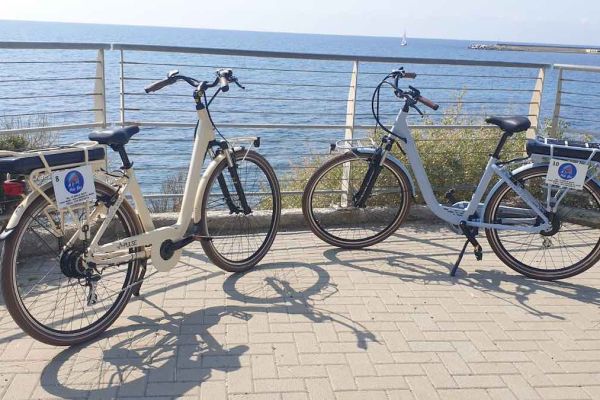 nolo-bici-marina-di-aregaiDB9BA322-26EC-DC20-FA83-212E903F7723.jpg