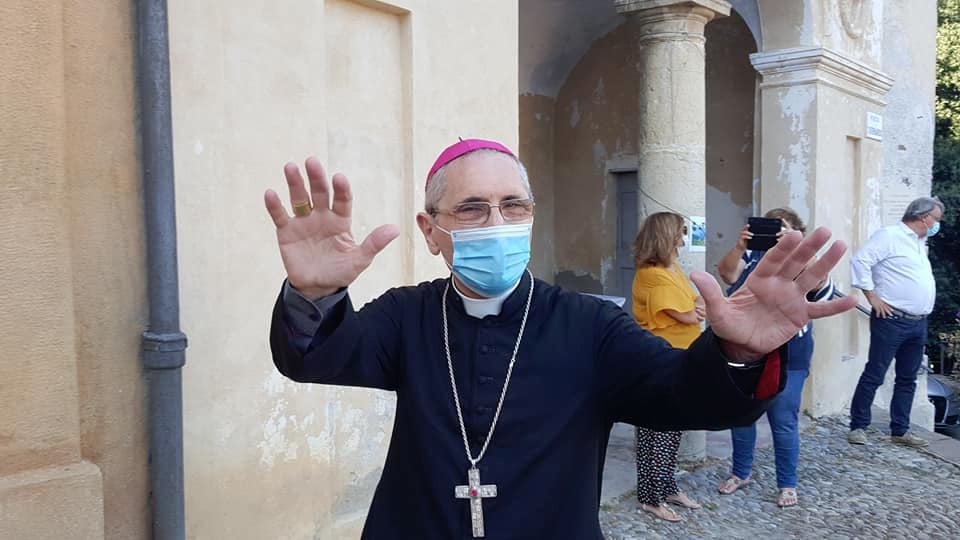 VESCOVO borghetti primo piano INCONTRO