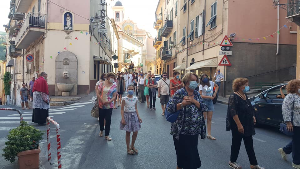 pontedassio foto processione festa patronale