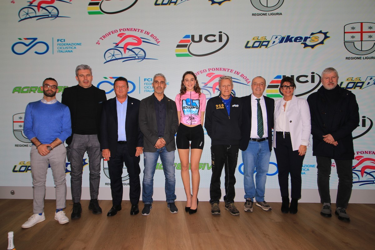 Presentazione Trofeo Ponente in Rosa Foto FLAVIANO OSSOLA 10