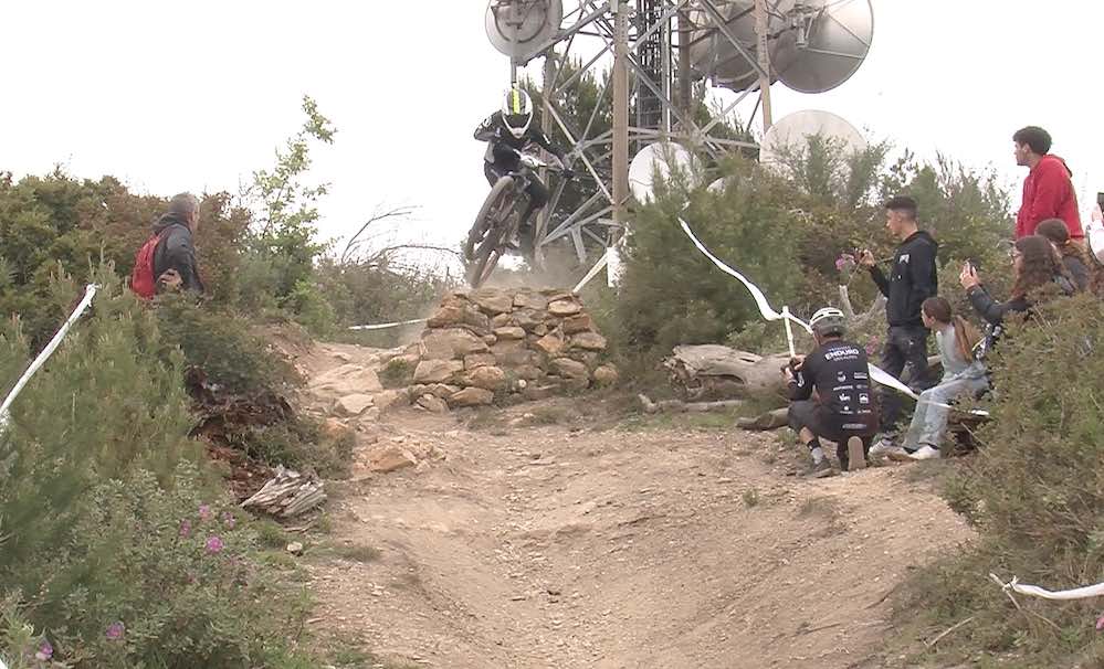 enduro san bartolomeo al mare salto nel blu