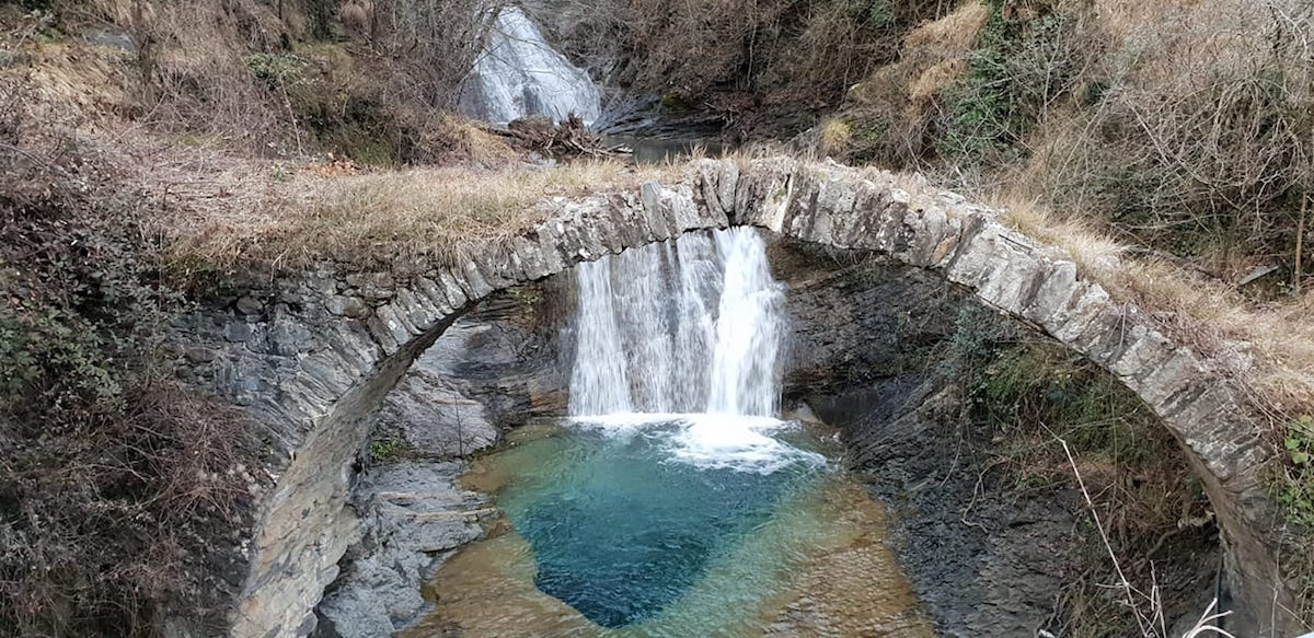  valle argetina immagine del Ponte Rio Boetto