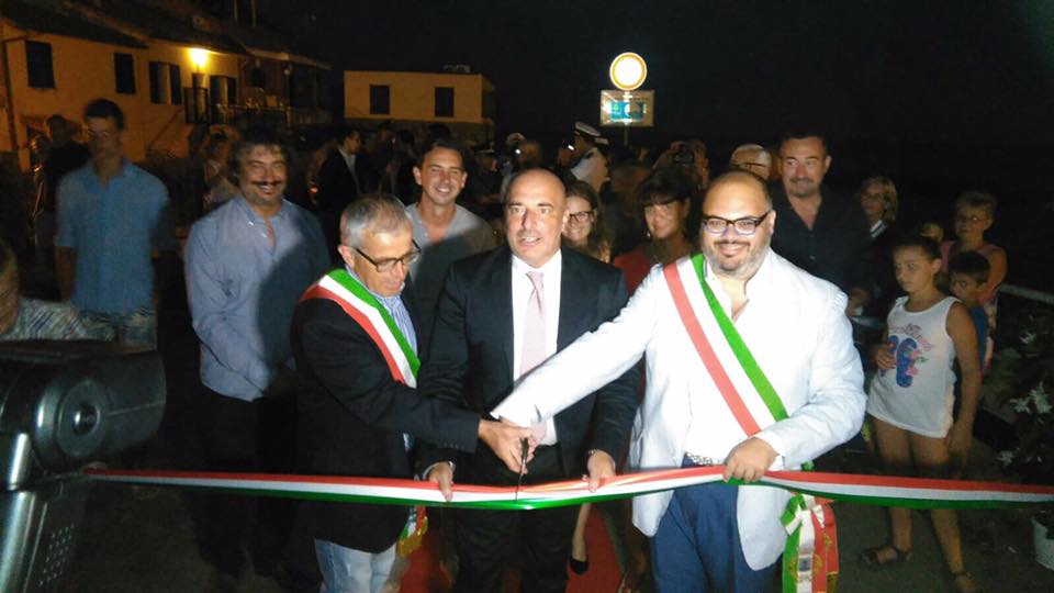 red capert riva Ligure santo stefano al mare