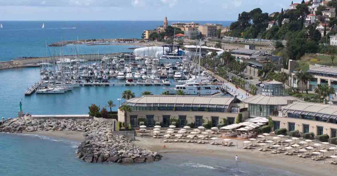 vista panoramica della marina di san lorenzo
